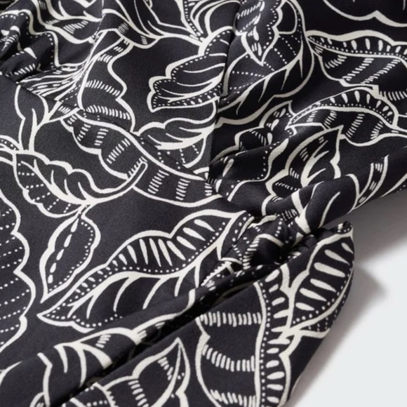 (SOLD) Mango black leaf pattern collared wrap midi dress, US size 10 - Picture 10 of 11